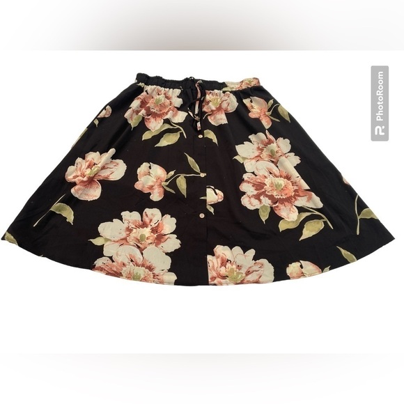 Plus size floral skirt size 4X black and pink elastic waist - Picture 1 of 4